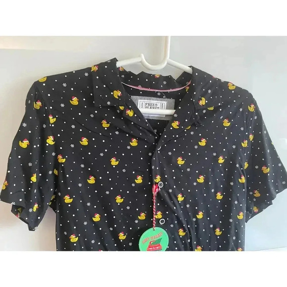 Free Planet Small Short Sleeve Button Down Shirt Christmas Rubber Duckie NEW - Picture 5 of 9